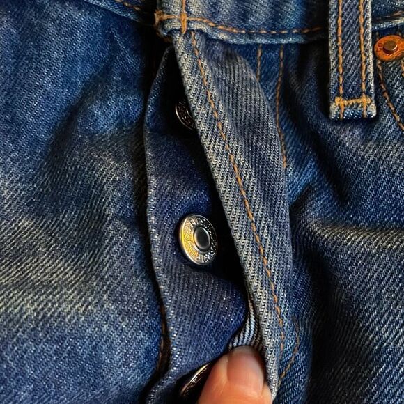 Levi’s 26” Wedgie Straight high waisted button fly raw hem jeans. - Picture 7 of 8